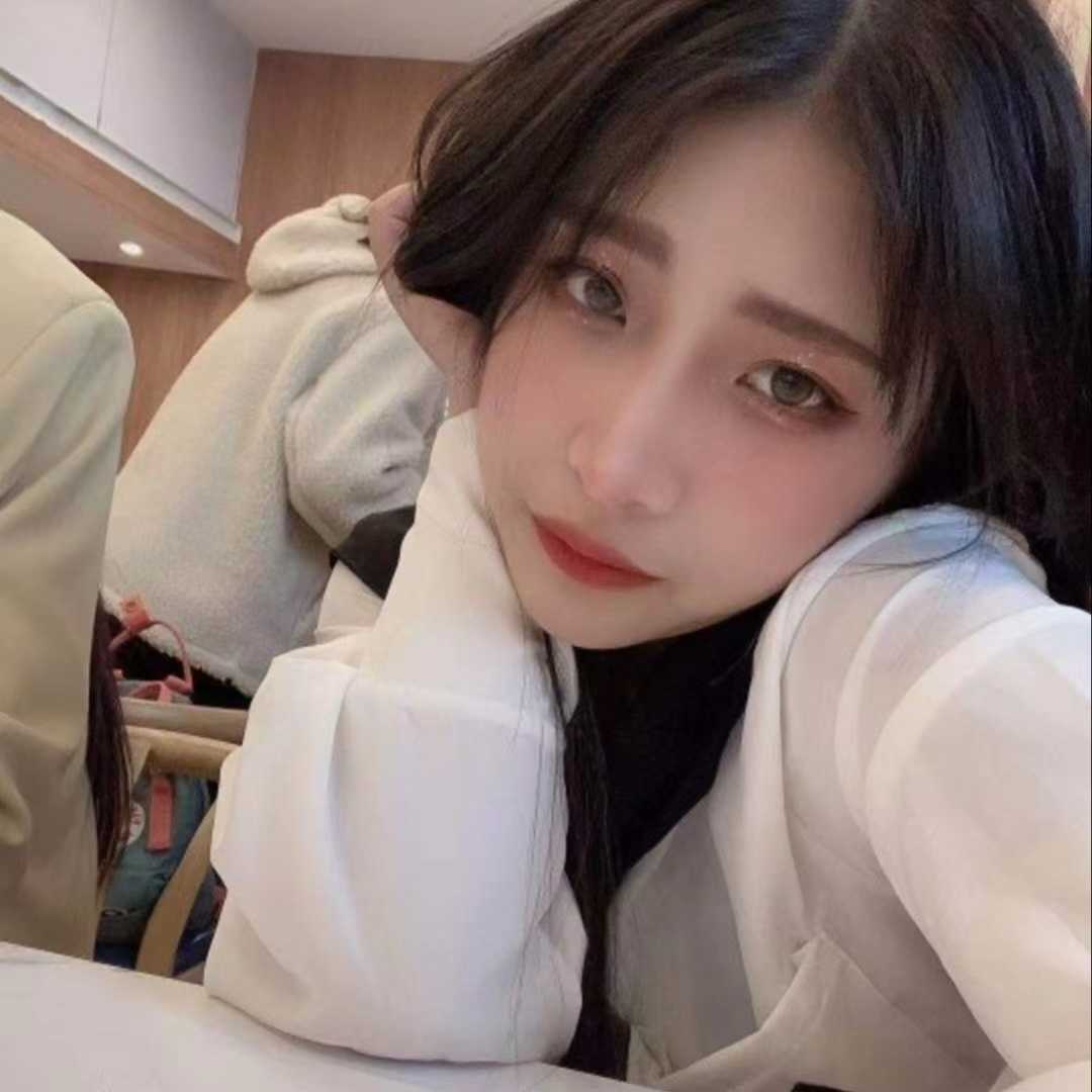 妹子身材绝了,抱着很有感觉