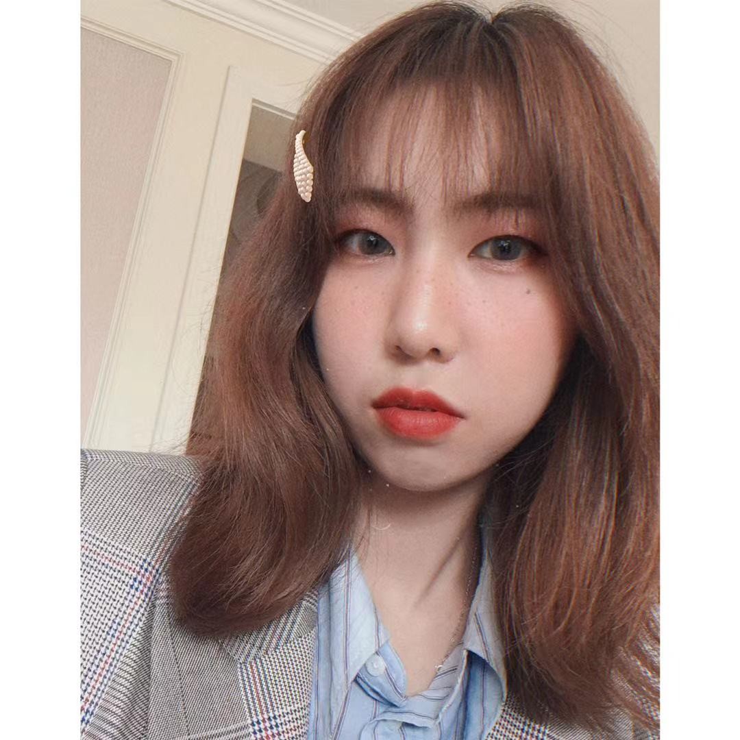 年轻兼职辣妹