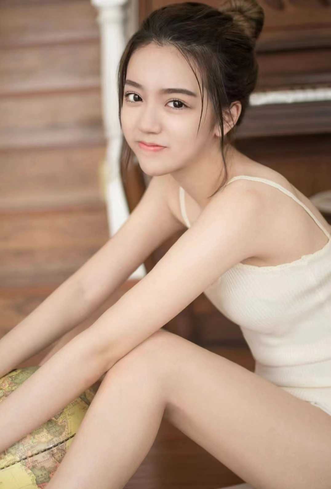 青春靓丽,温柔体贴