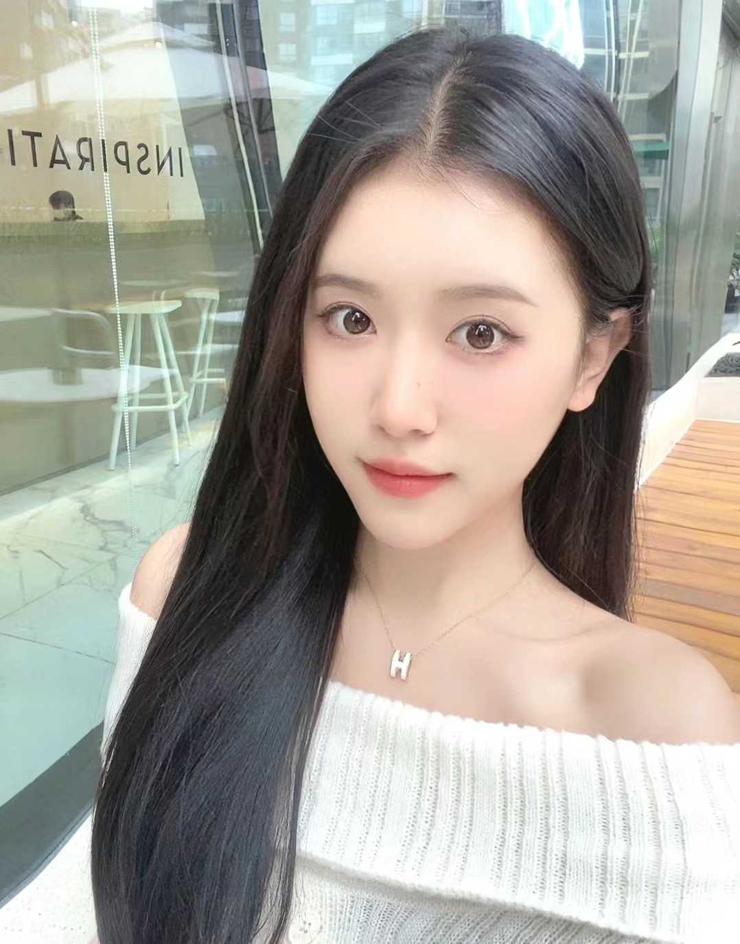 小姐姐很有女朋友的感觉
