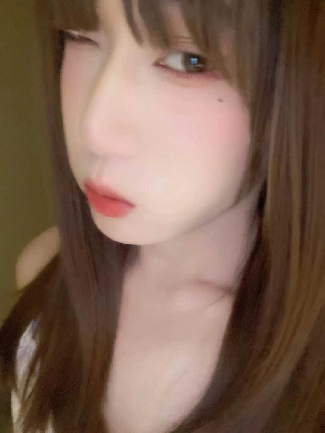 伪娘艾米莉，性感火辣