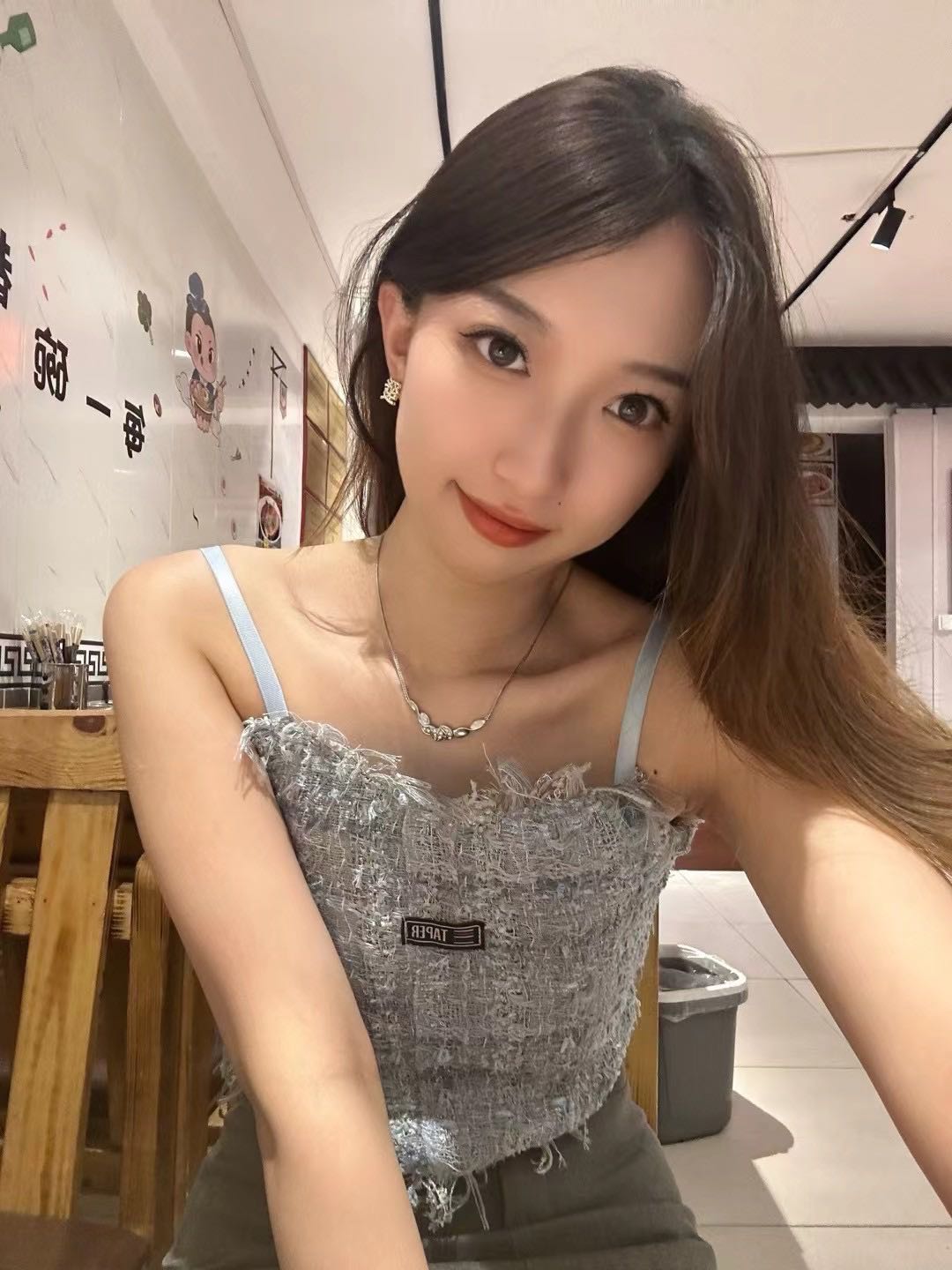 私密公寓，女孩都有自己独特的魅力，丝袜，御姐，制服，颜控，应有尽有