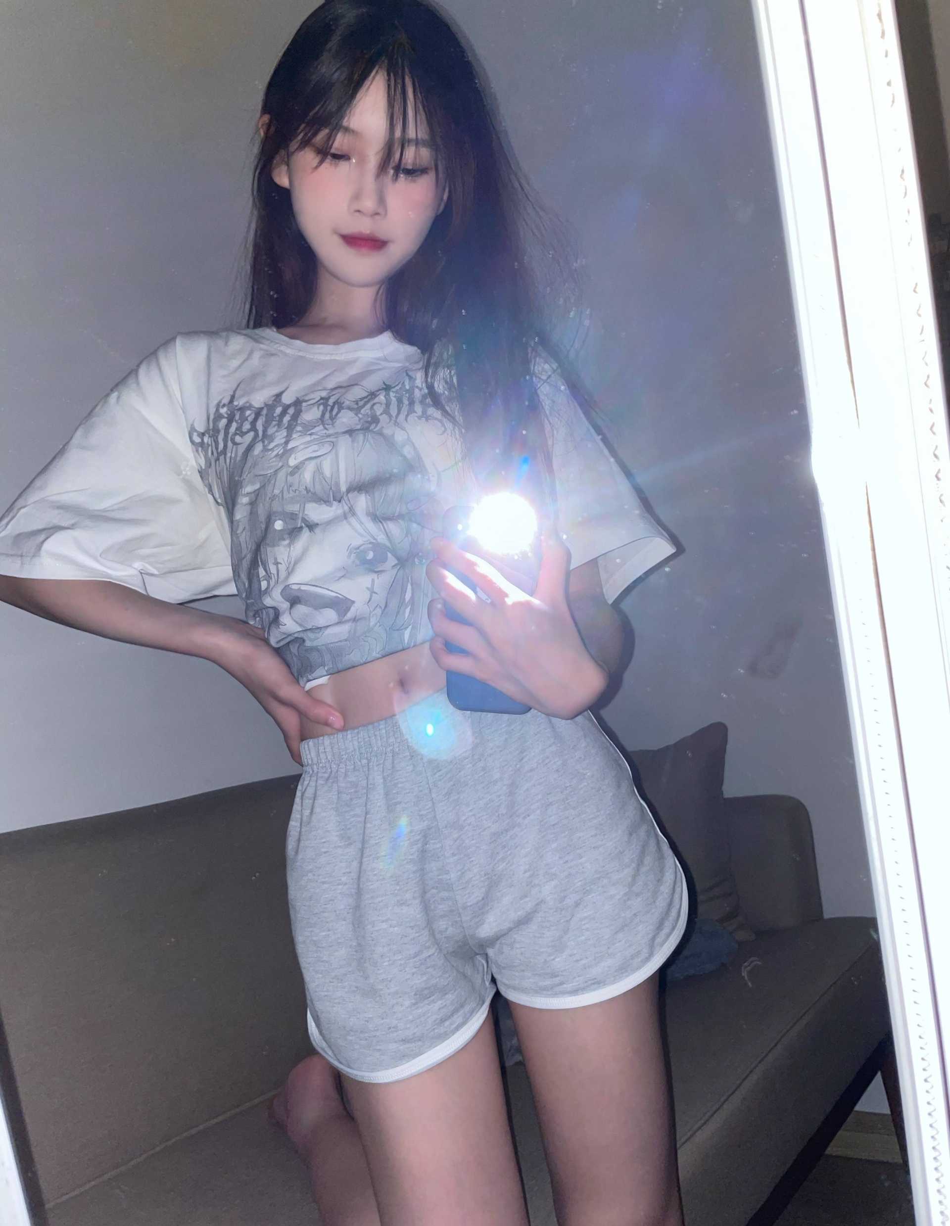 身材很棒各种姿势都会的小姐姐