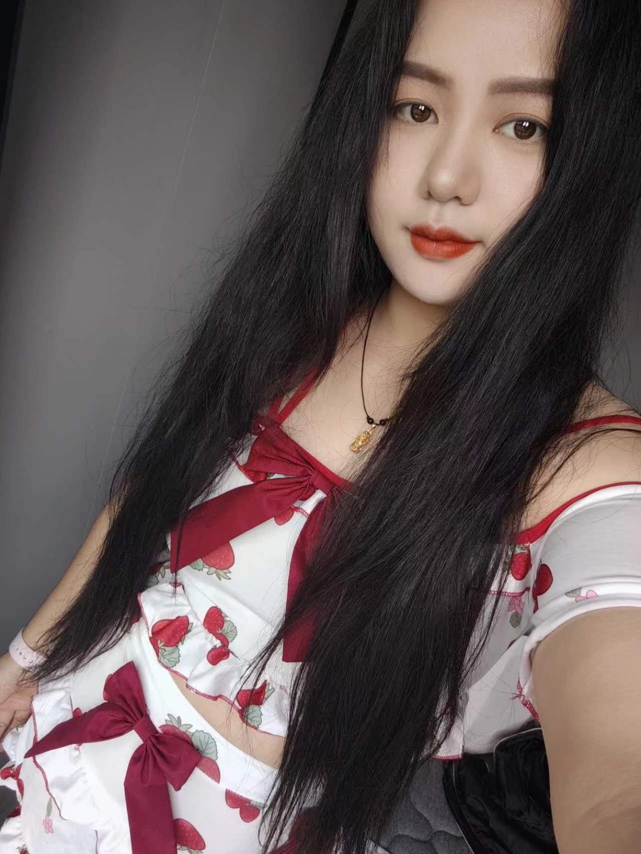 小姐姐有颜值,各种姿势都会