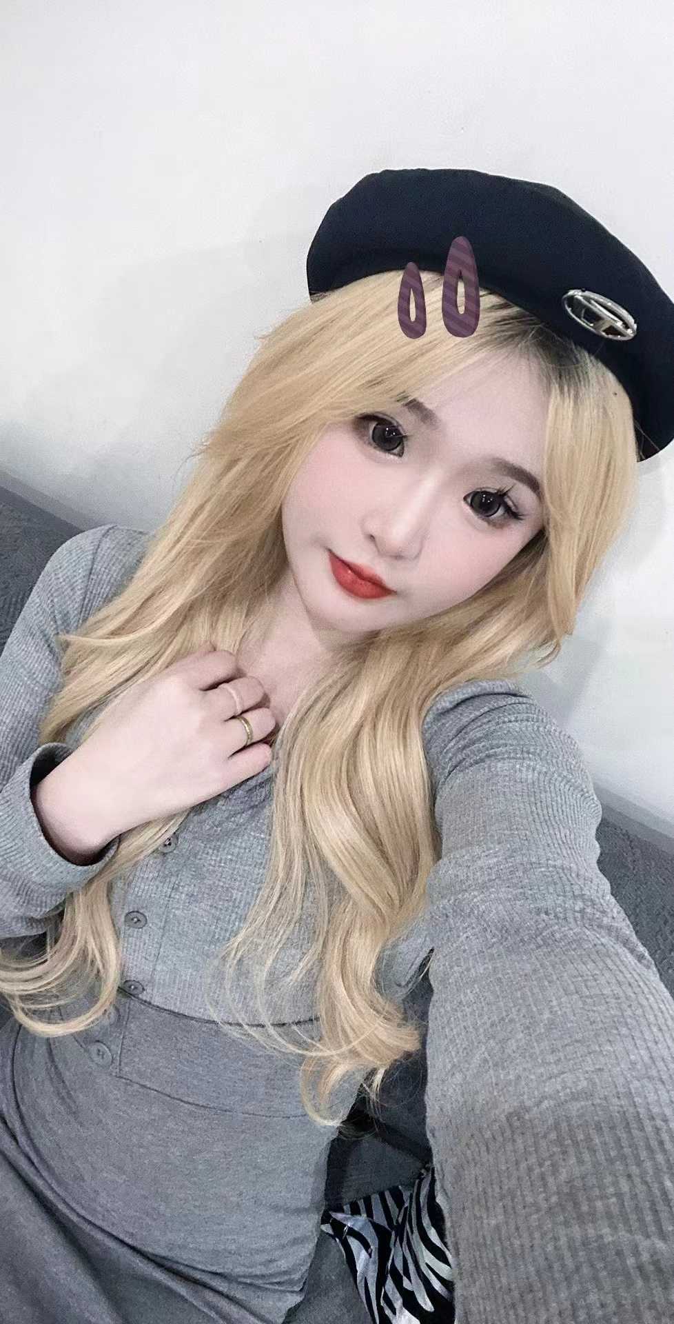 18岁的年轻妹妹很不错