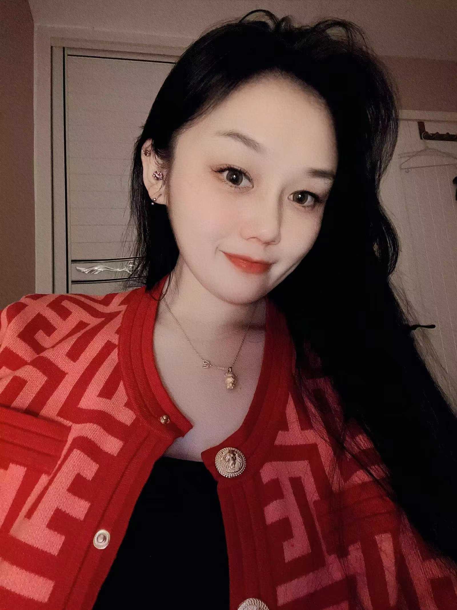 郑州新人美腿小姐姐