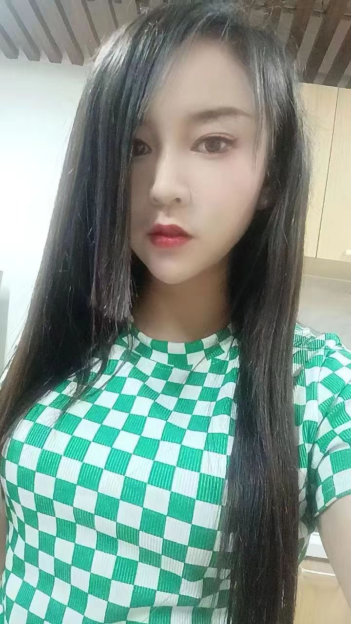 东丽小美女长腿黑丝