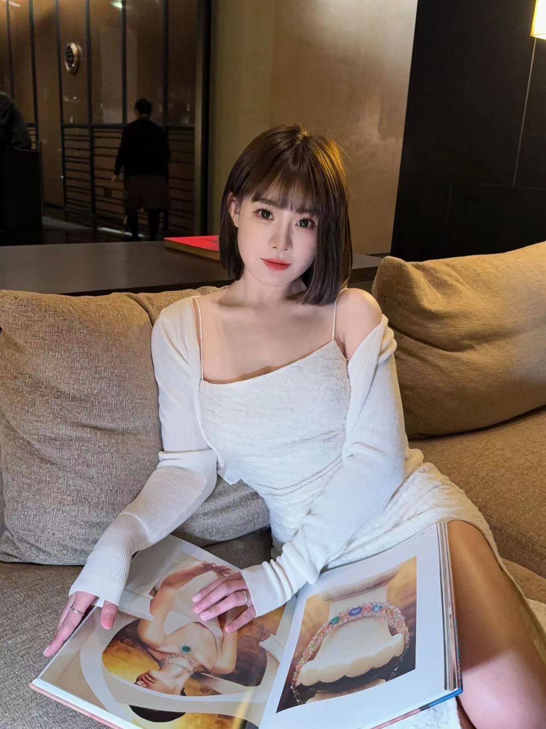 值得深入交流的小姐姐