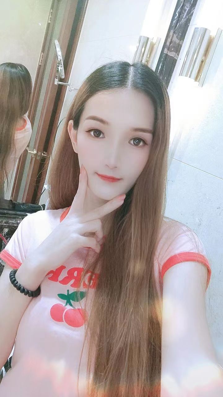 市南区服务系小美女