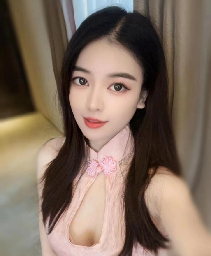 向西momo老师