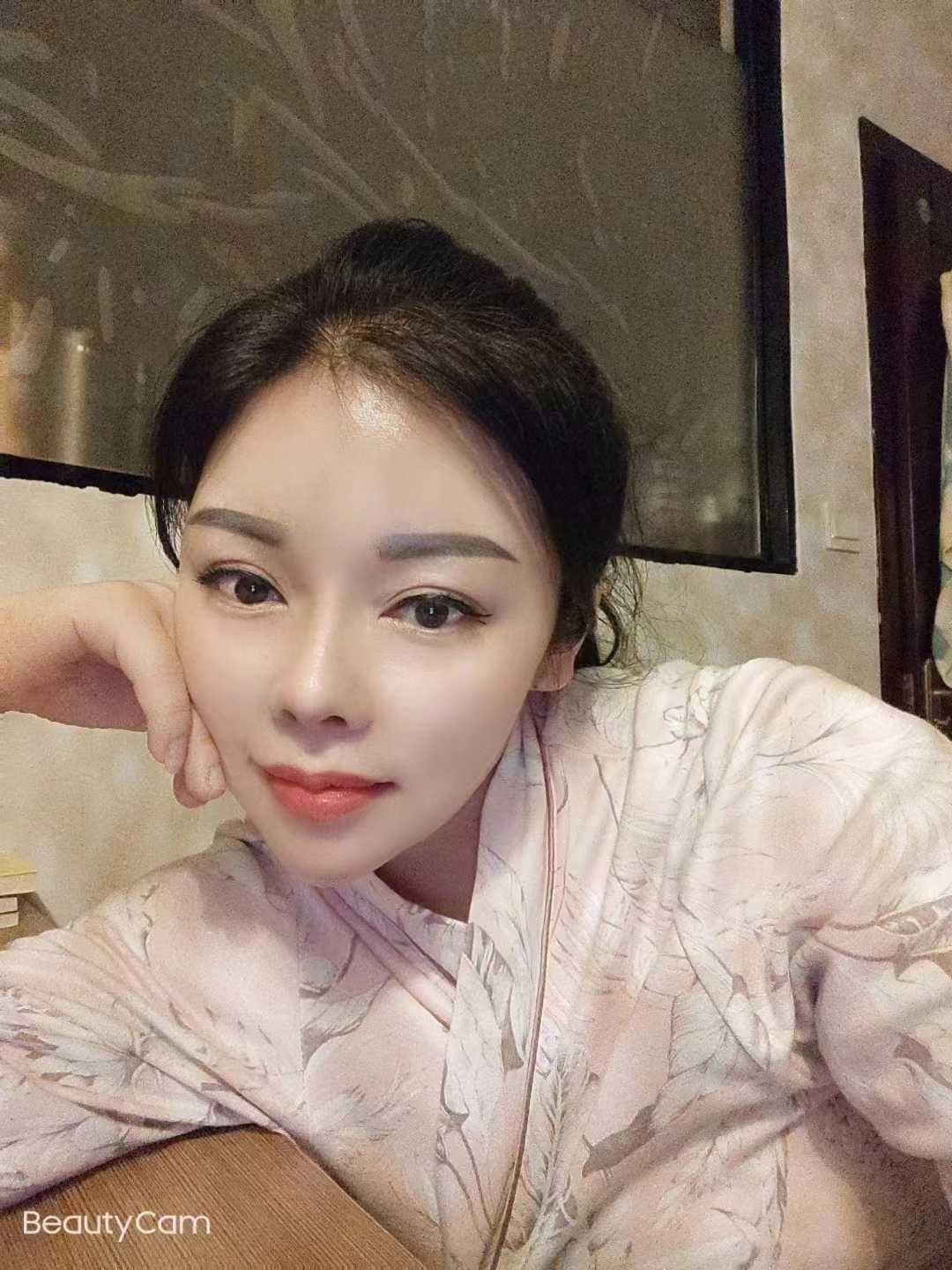 婺城区妖娆少妇小不点