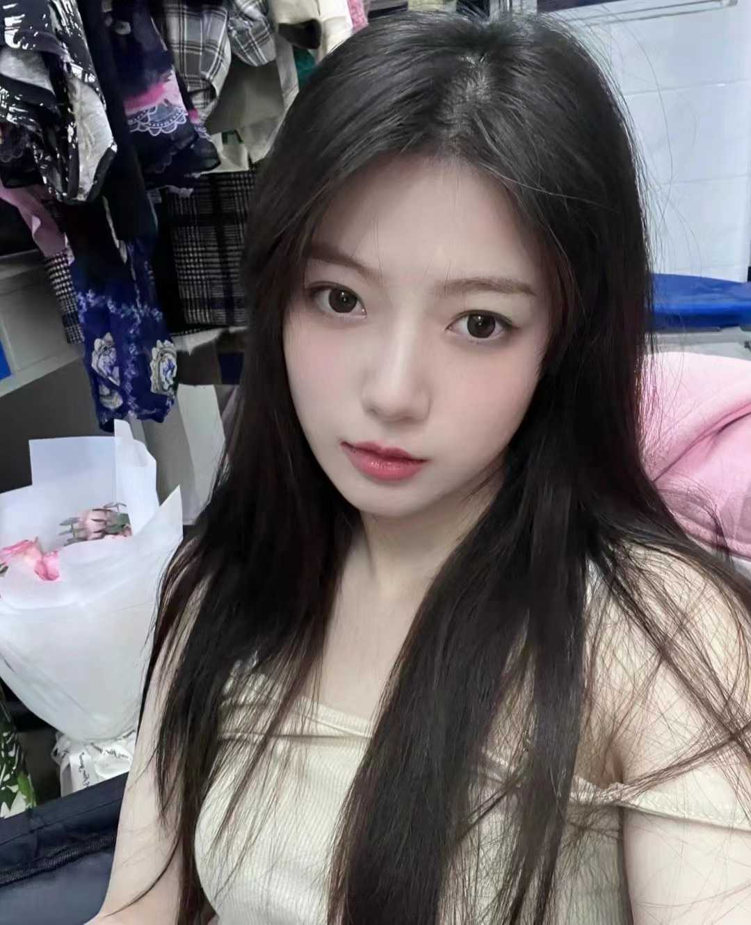 很有情人感觉的妹子