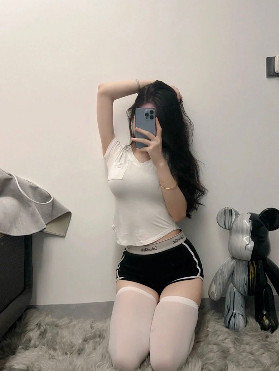 粉嫩爆乳身材好