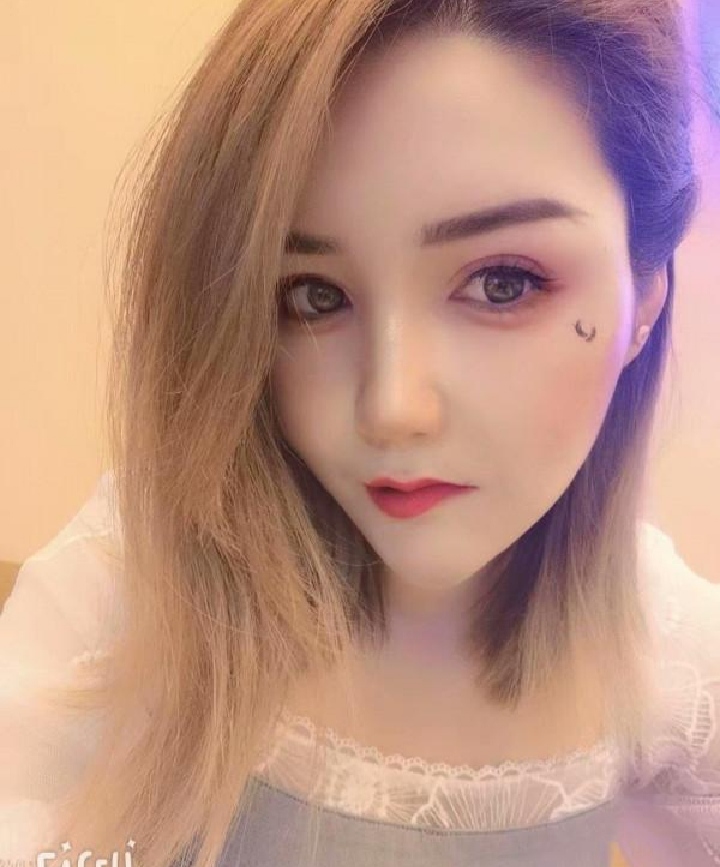 皇姑小美女丝丝