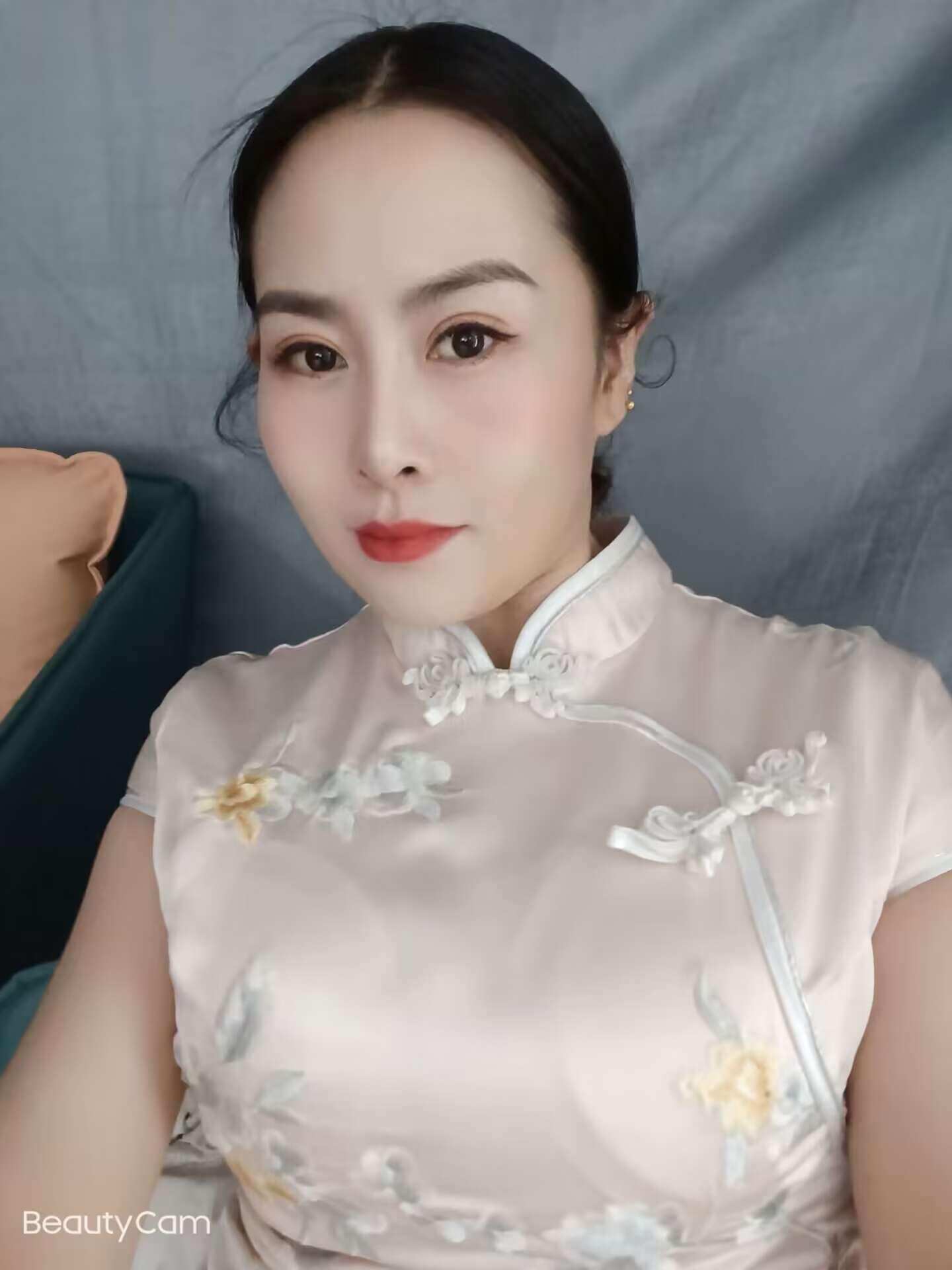 大胸少妇超爽