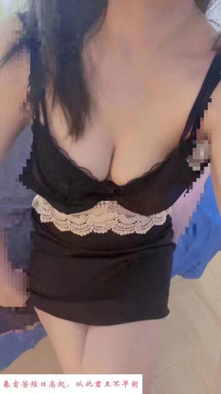 身材不错性感的妹子