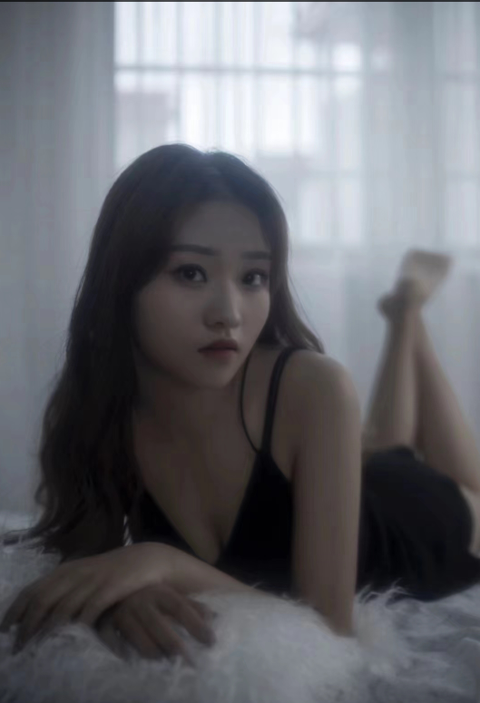 现代天地娇嫩丝袜美妞