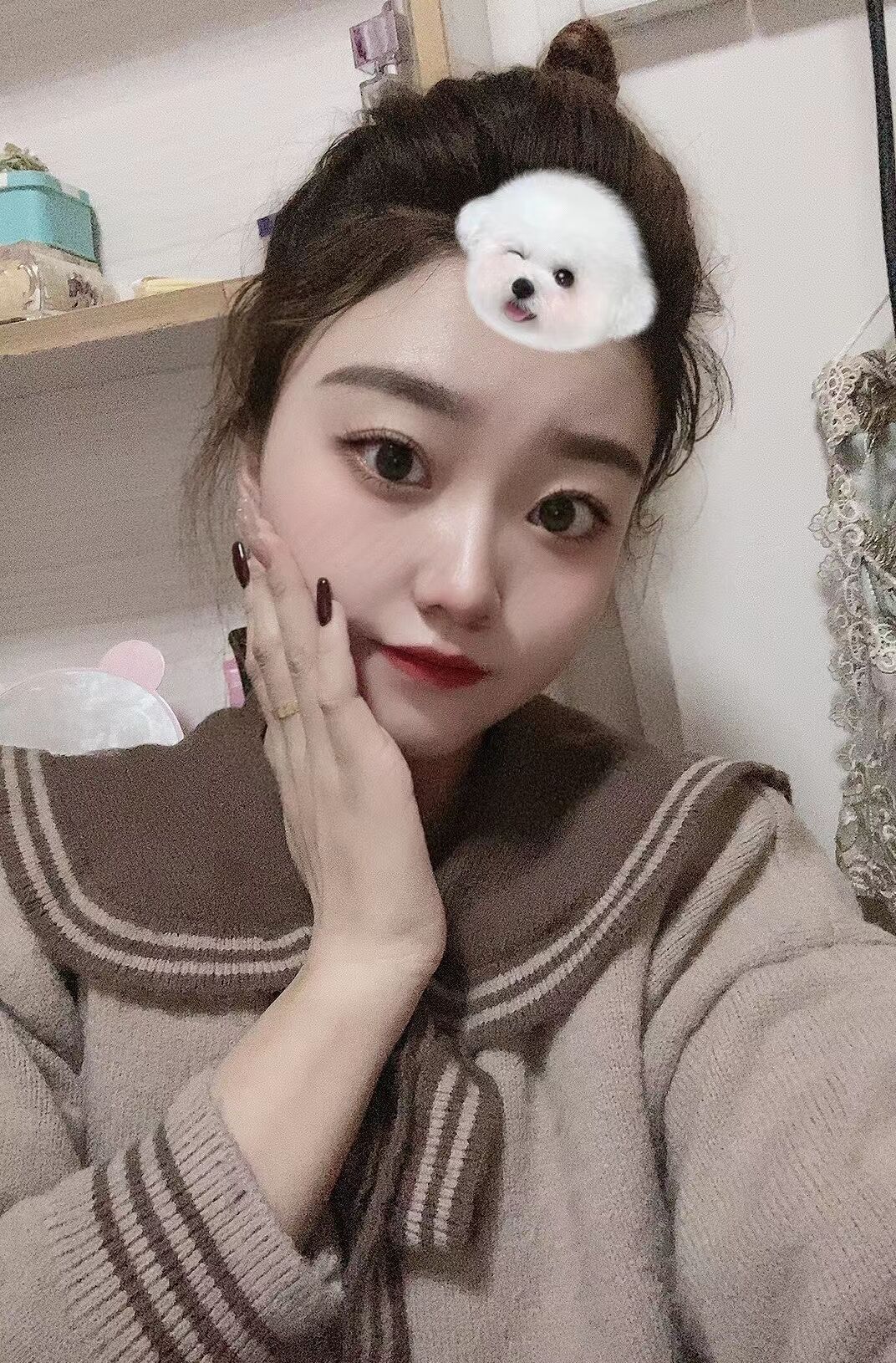 现代天地娇嫩丝袜美妞