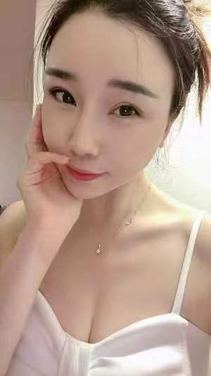 身材不错有颜值的妹妹