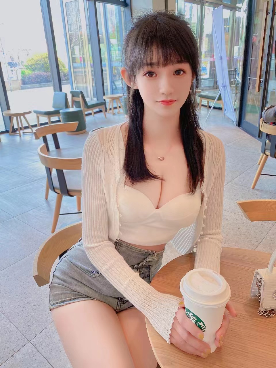 个人兼职的小姐姐