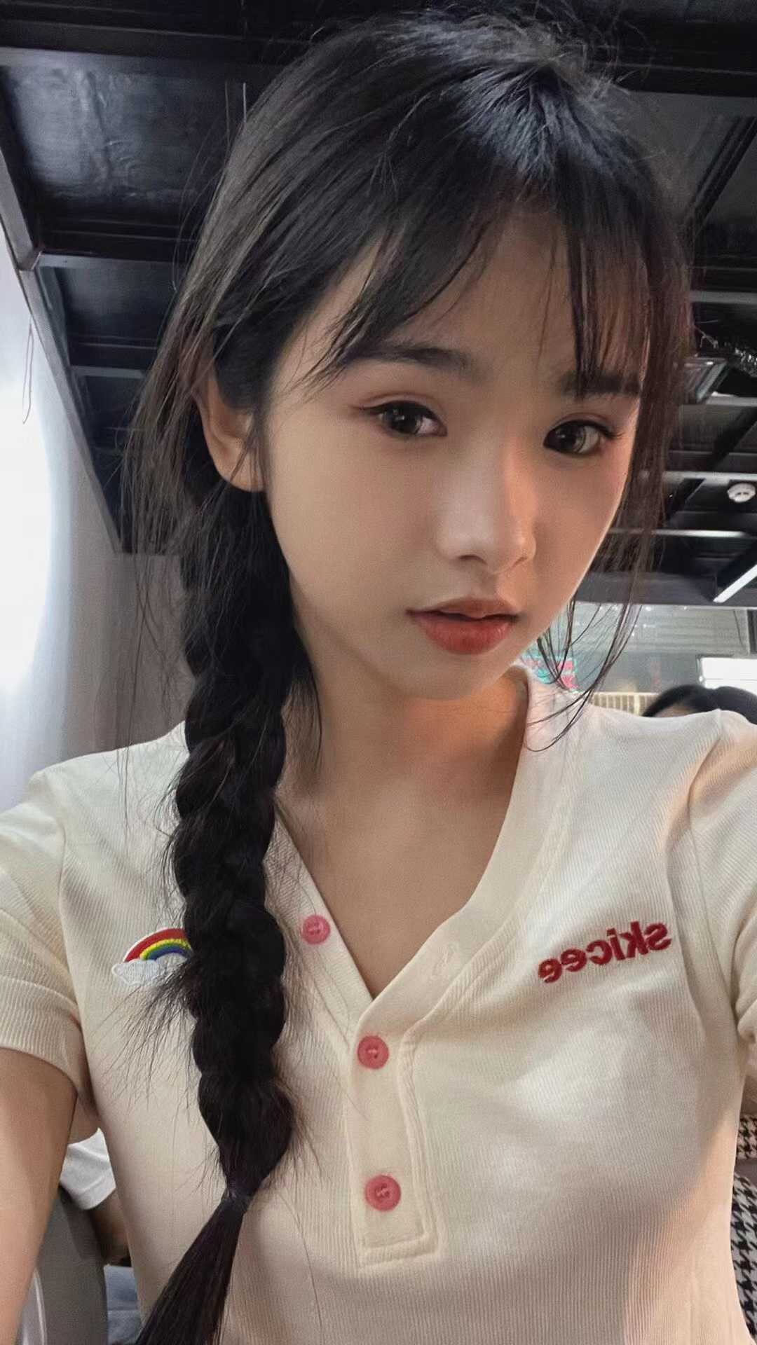 天河萝莉彤彤