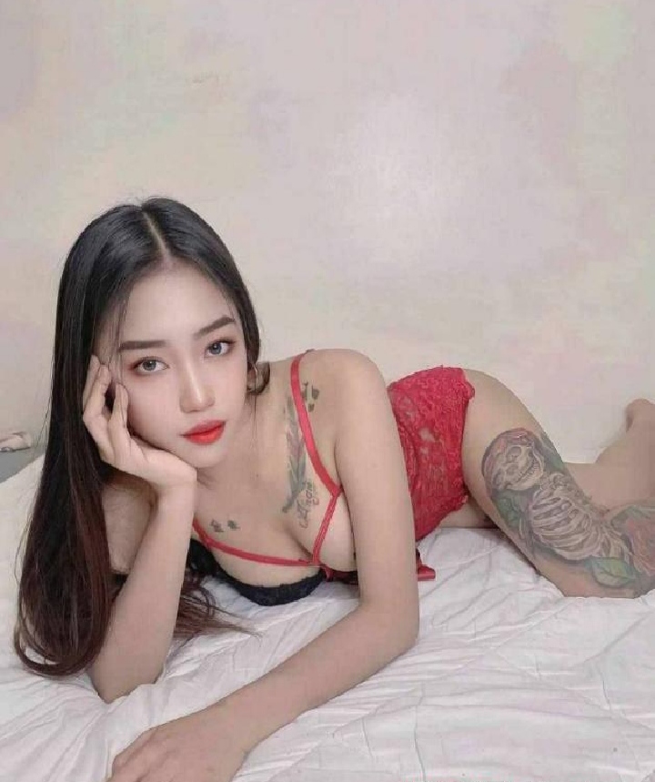 武侯纹身巨乳妹乐瑶