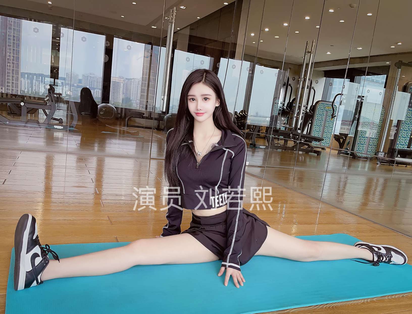 演员刘若熙
