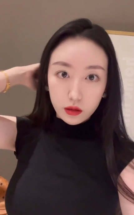 洪山小咚姐姐