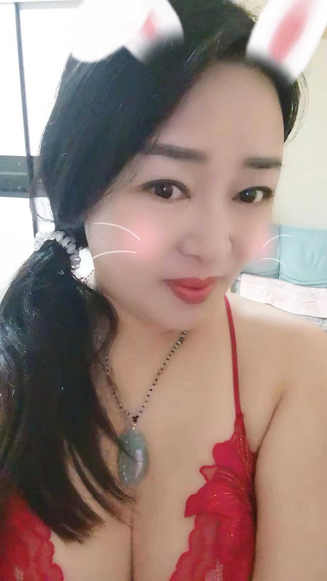 身材不错价格合适的姐姐