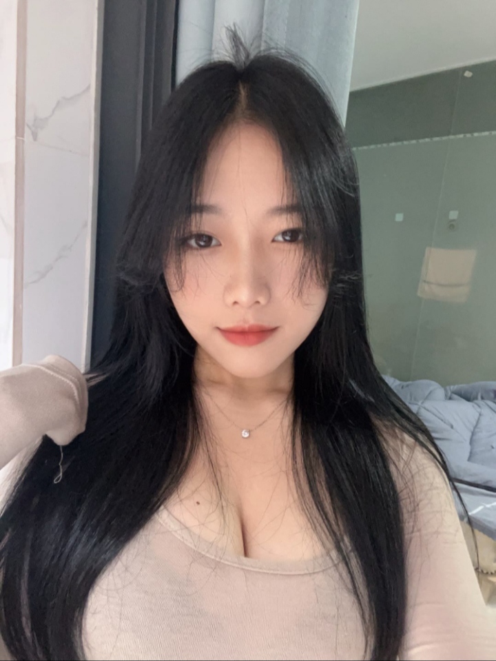 乌市极品绝色大奶尤物