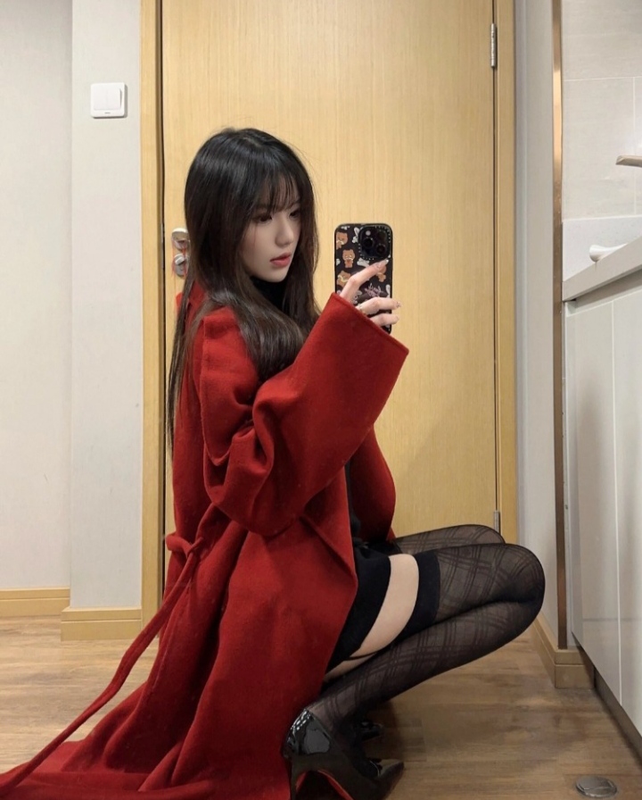 刚毕业的兼职小姐姐