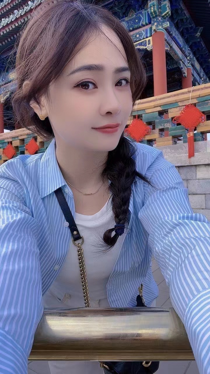 肤白貌美性格好