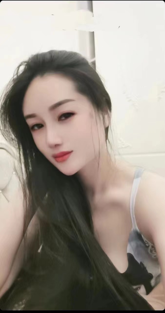 很有感觉的御姐妹妹