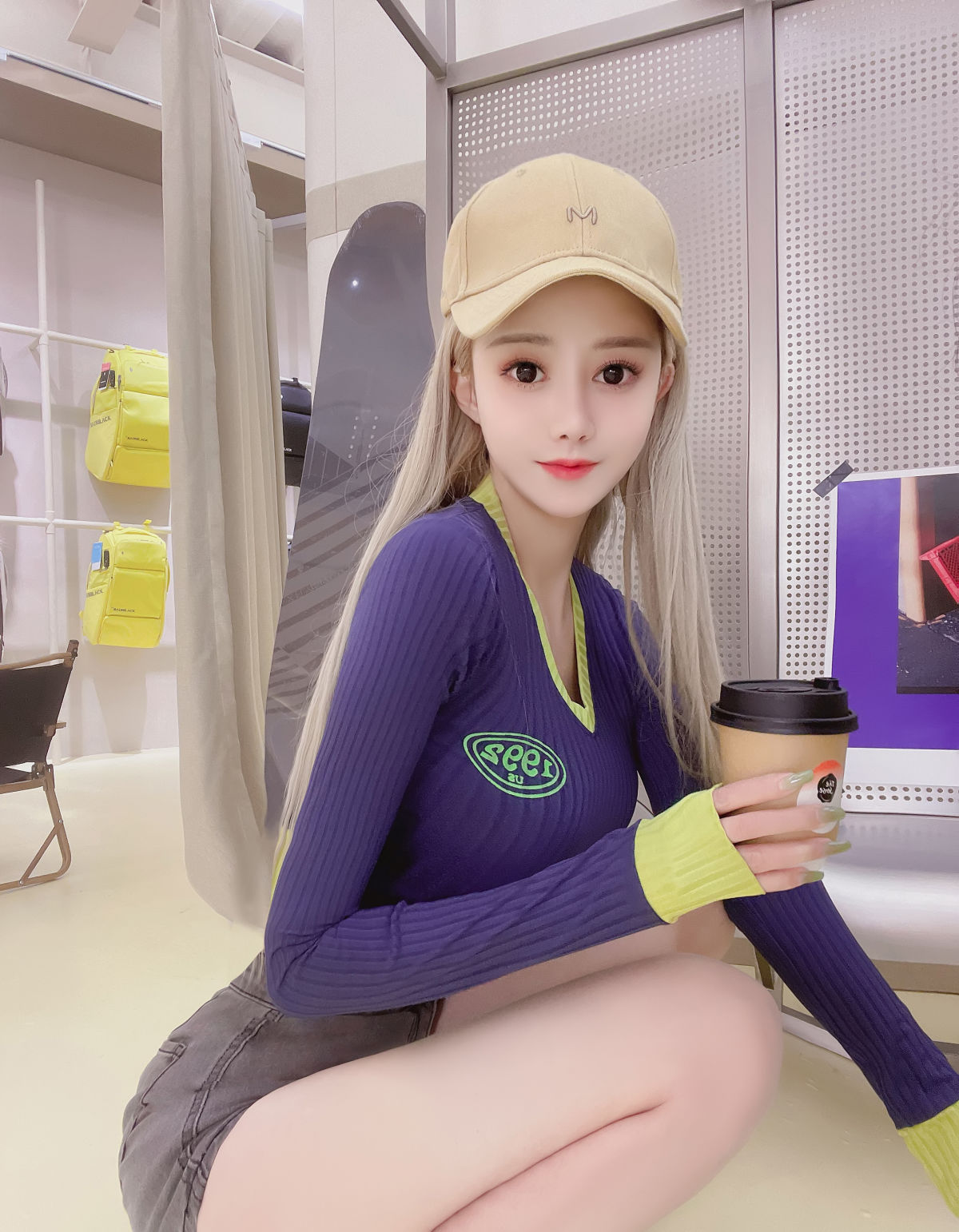 力帆性感美女
