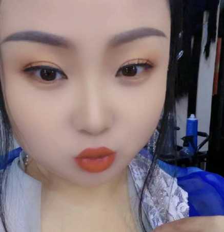 兼职温柔美女