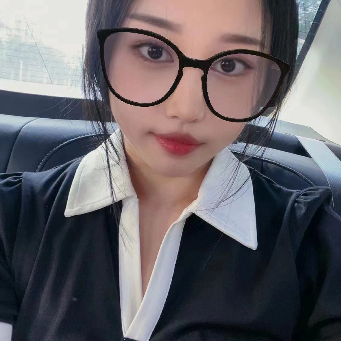 清纯可爱的少妇