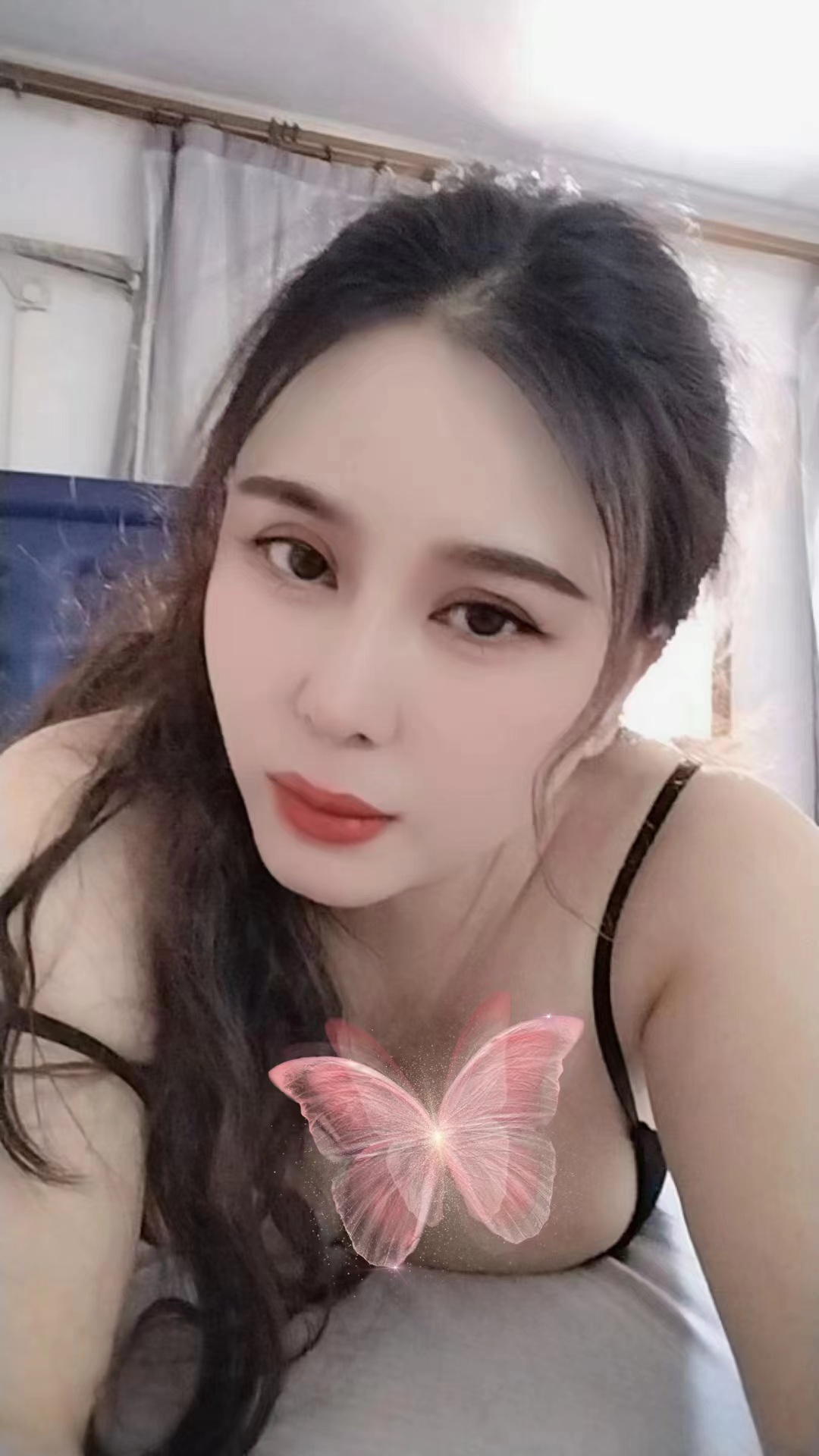 风情迷人的欣然姐姐