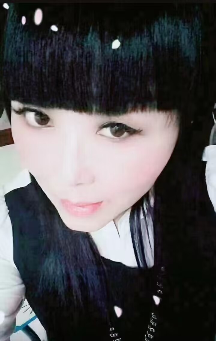 d杯胸。气质御姐