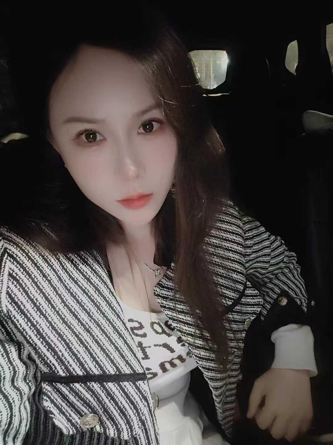 沙市区热辣cos小野猫