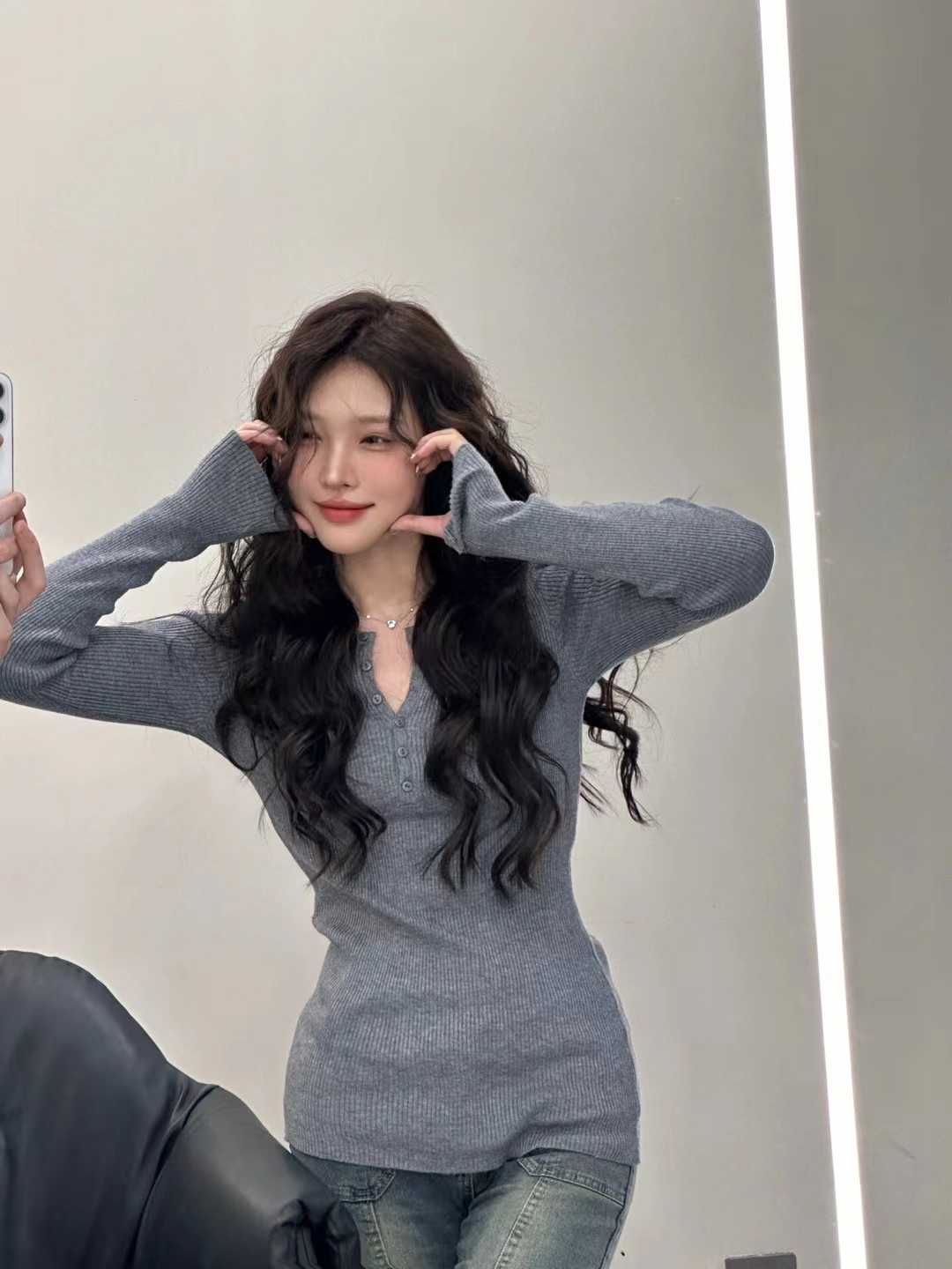 验证大波浪美女小姐姐