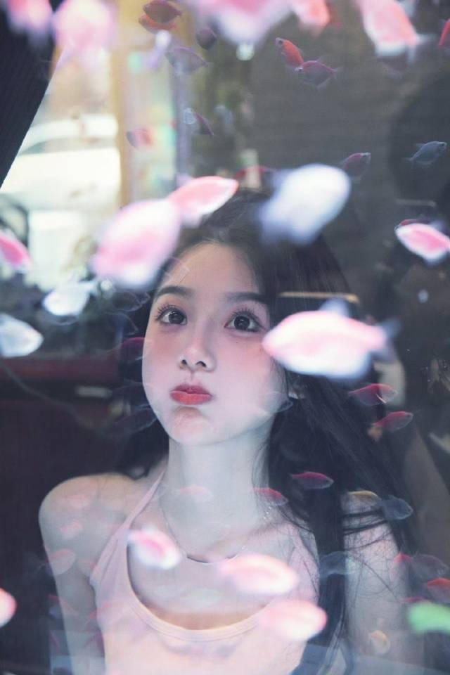 零零后可爱小妹