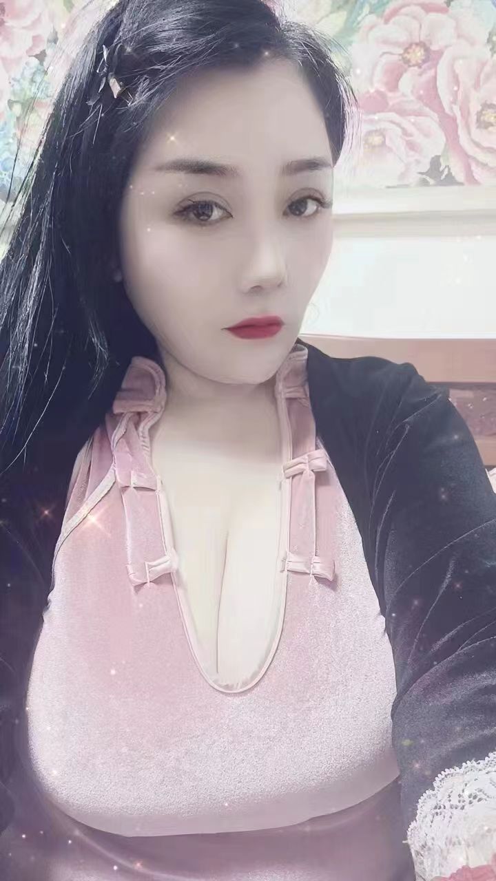 福山区丰满巨无霸珊珊