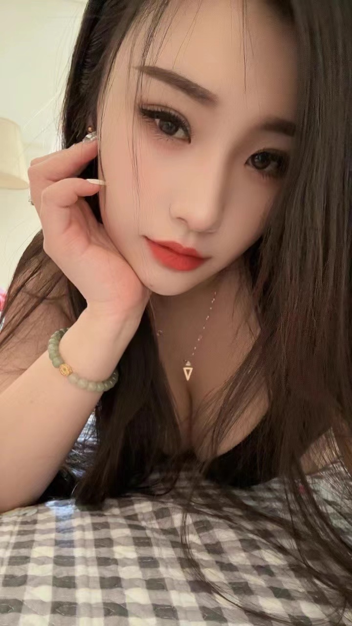 姐妹两个，见面付