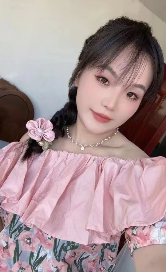 新市区魅惑撩人小苹果