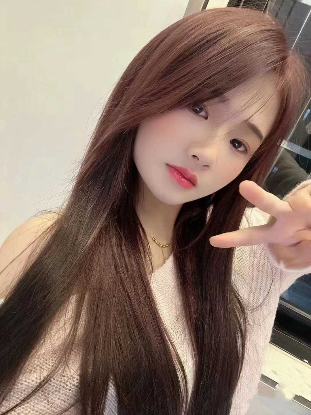 特别耐草的一个妹子