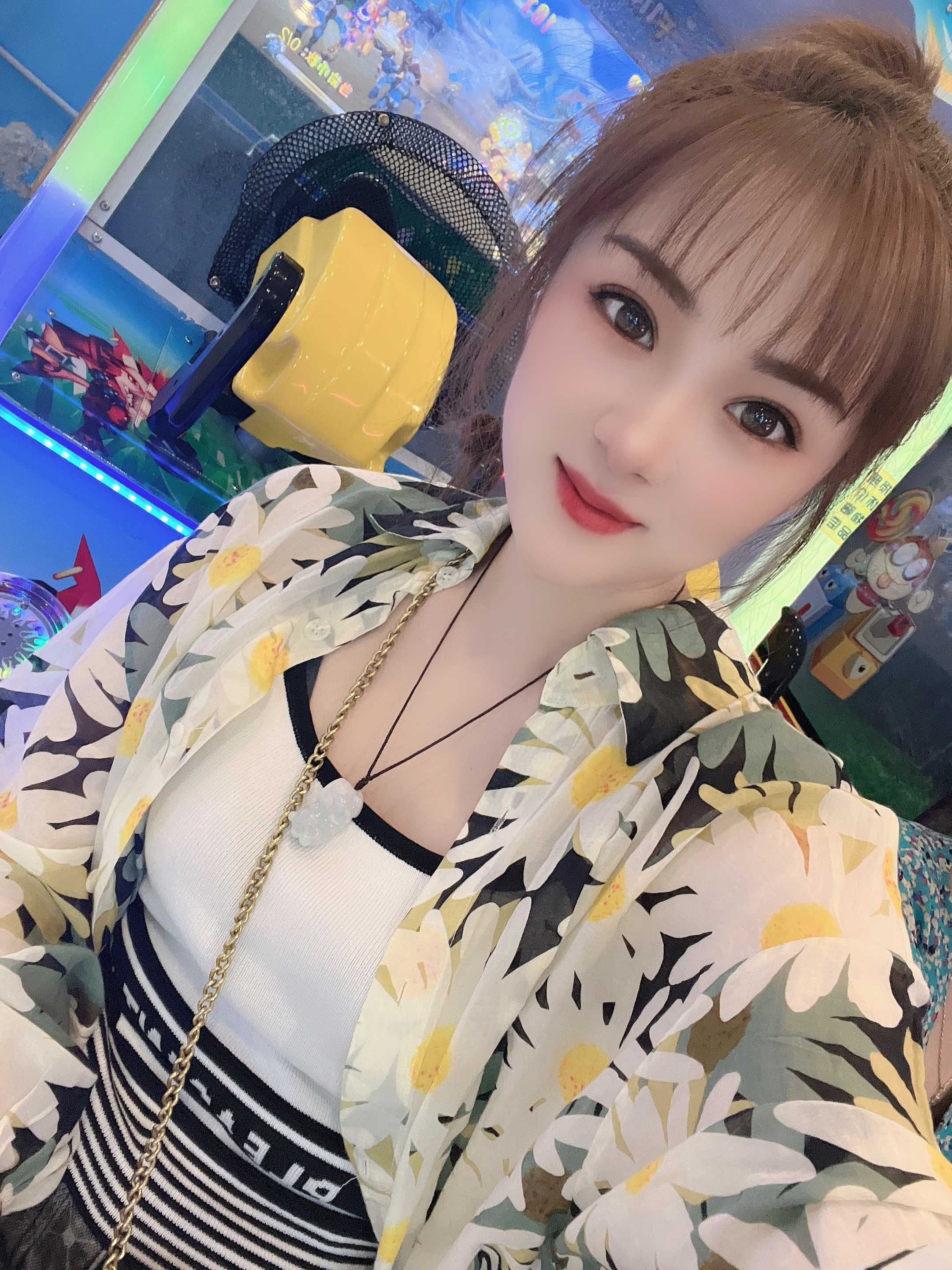 房山良乡宝藏女孩