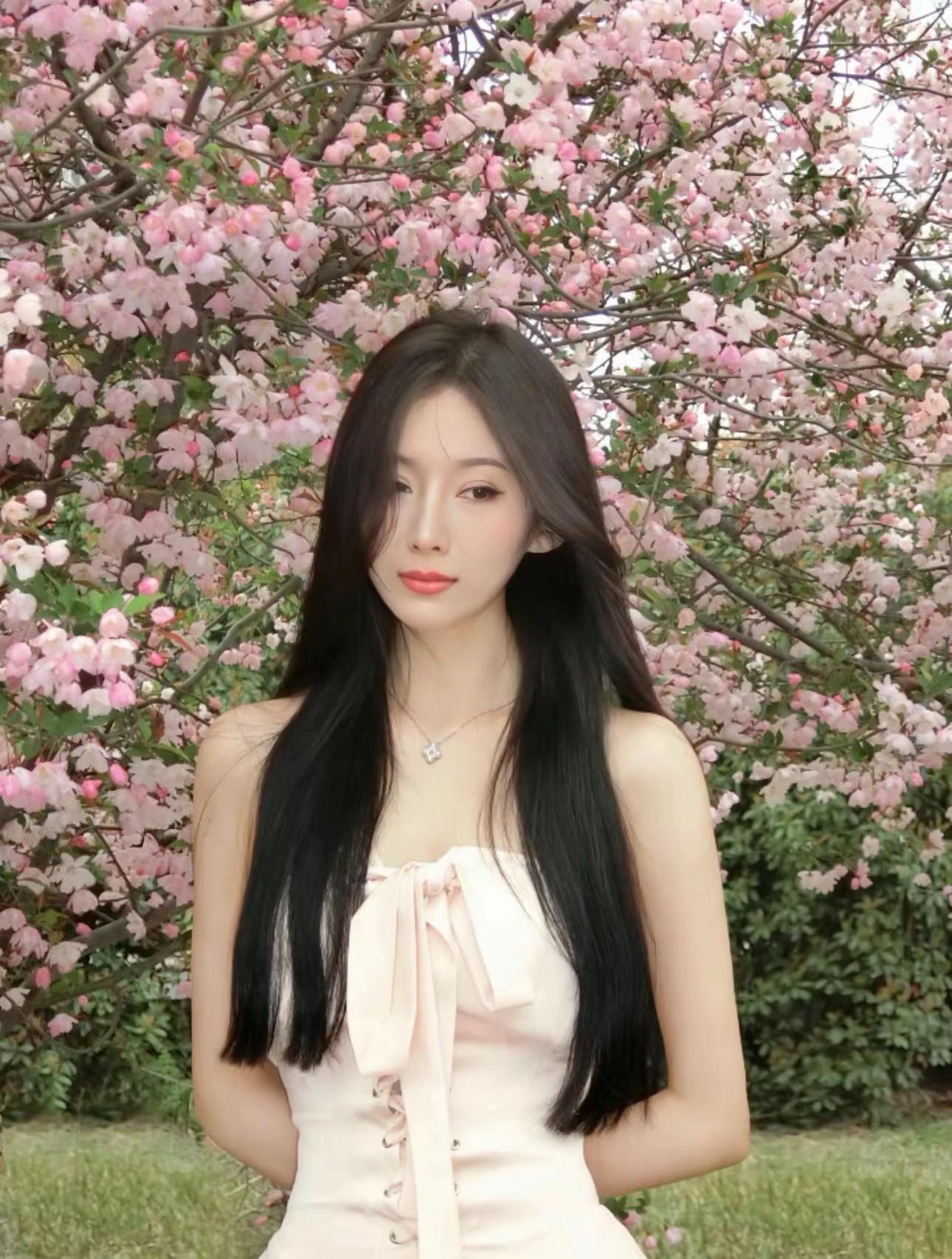 有趣的灵魂伴侣，期待共同度过难忘的夜晚