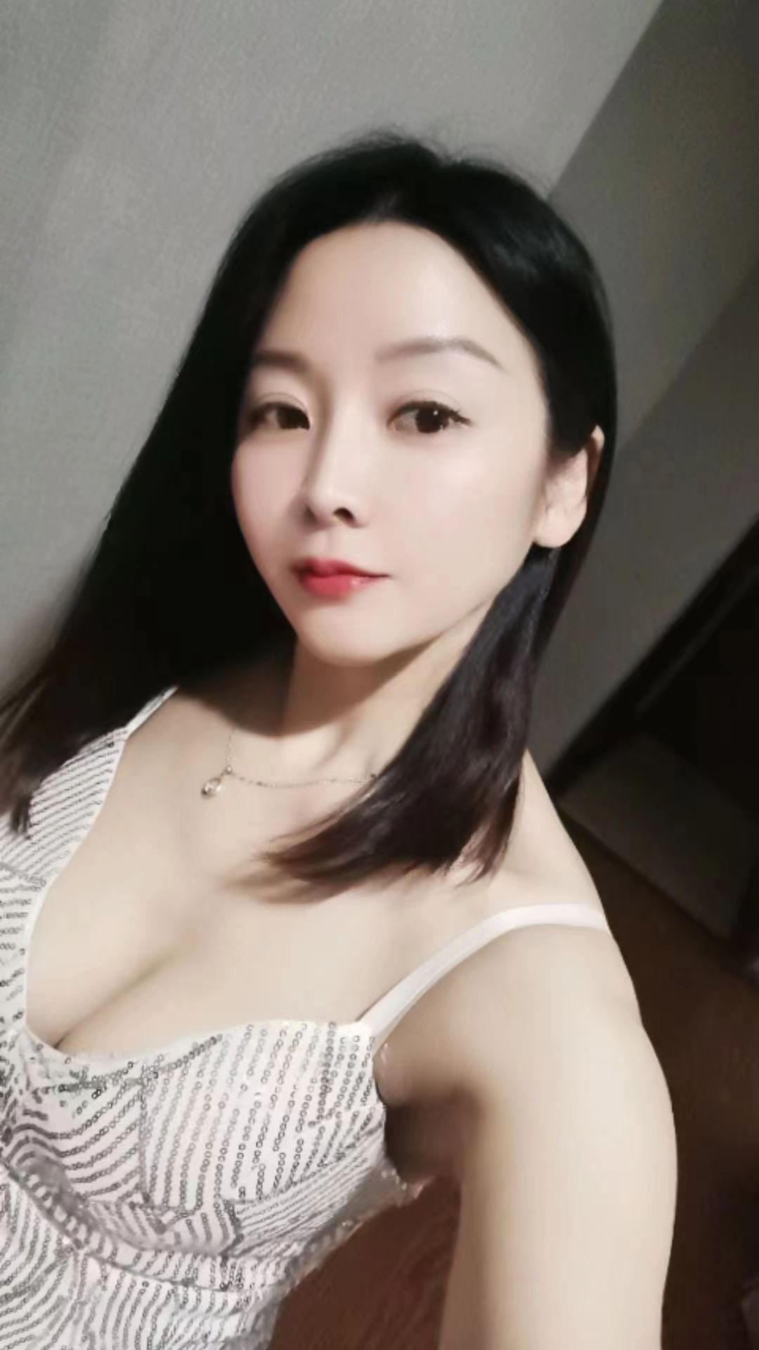 江门温莎堡现在的酒店