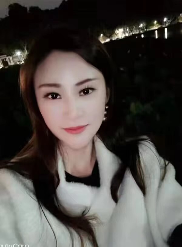 滨江区女友感甜妹婷婷
