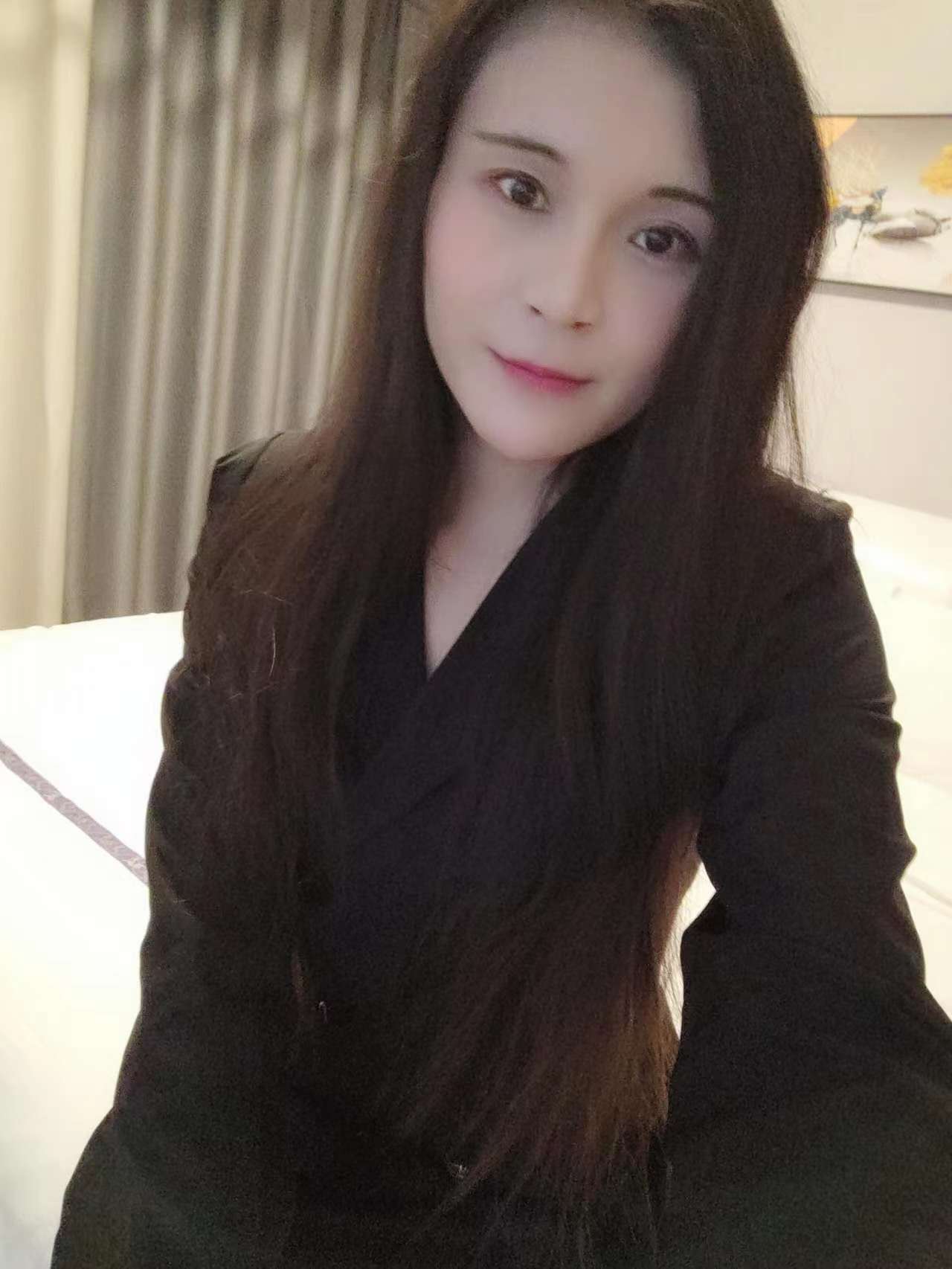 不是小姐姐，但是比小姐姐还温柔